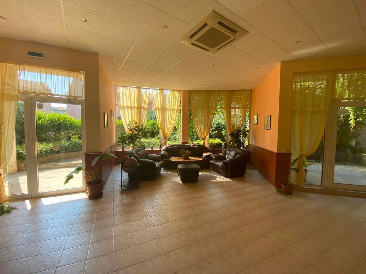 Pancho Family Hotel Kranevo Exterior photo